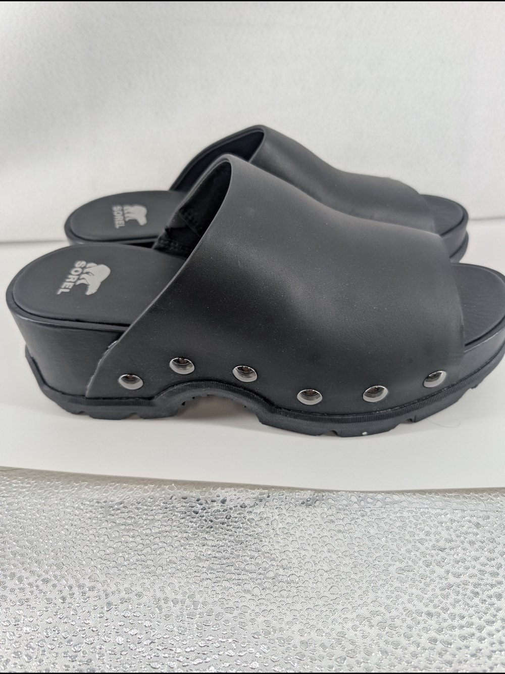 SOREL Roam'n™ Slide Women's Sandals in black leather